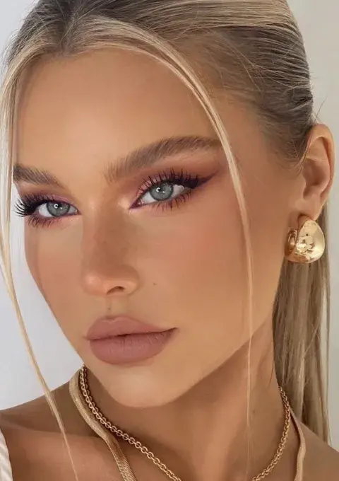 Ojos de cierva: la tendencia beauty que agranda y suaviza la mirada Ojos de cierva: la tendencia beauty que agranda y suaviza la mirada