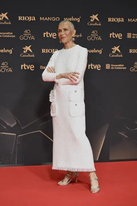 Antonia San Juan con un vestido de Alicia Rueda Atelier en los Goya 2026.