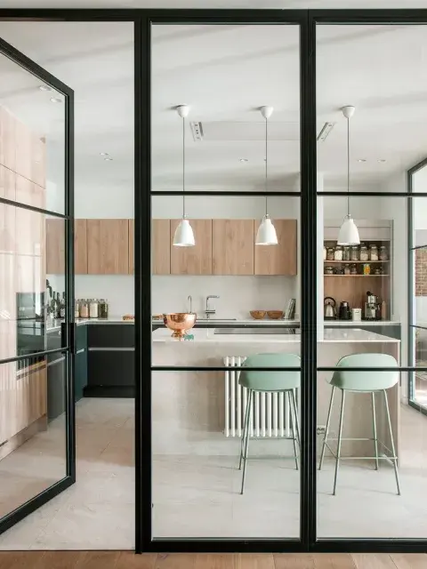 Los espacios completamente abiertos pasaron de moda: ideas para separar tu cocina integrada Los espacios completamente abiertos pasaron de moda: ideas para separar tu cocina integrada