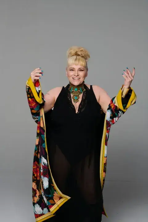 Foto de Divina Gloria.