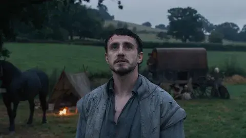 Paul Mescal compone a un Shakespeare humano, lejos del célebre genio. Paul Mescal compone a un Shakespeare humano, lejos del célebre genio.