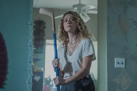 Tatiana Maslany en su nueva serie, Maximum Pleasure Guaranteed. Tatiana Maslany en su nueva serie, Maximum Pleasure Guaranteed.