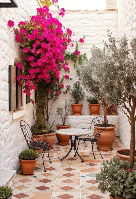 La nueva tendencia para el jardín: sustentable, sin césped y con una inspiración colonial La nueva tendencia para el jardín: sustentable, sin césped y con una inspiración colonial