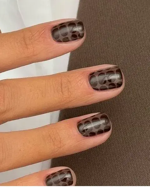 Uñas de otoño: 15 diseños perfectos para hacerte en marzo Uñas de otoño: 15 diseños perfectos para hacerte en marzo