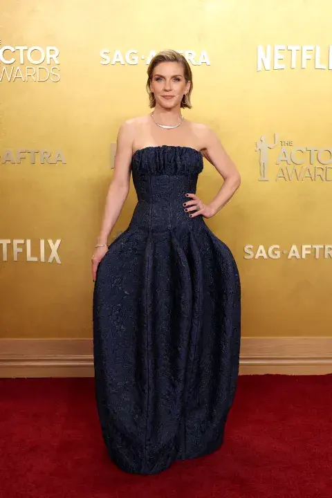 Rhea Seehorn en la alfombra roja de los Actor Awards 2026. Rhea Seehorn en la alfombra roja de los Actor Awards 2026.