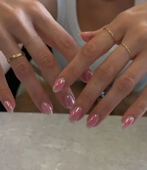 Rosa water Chrome nails: las uñas rosadas son la alternativa ideal para marzo Rosa water Chrome nails: las uñas rosadas son la alternativa ideal para marzo