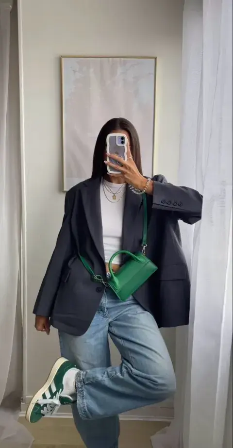5 chaquetas que serán tendencia en 2026: del clásico blazer a la bomber que vuelve con fuerza 5 chaquetas que serán tendencia en 2026: del clásico blazer a la bomber que vuelve con fuerza