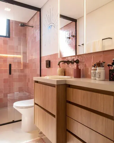 Baños rosas: la tendencia que se viene este otoño
