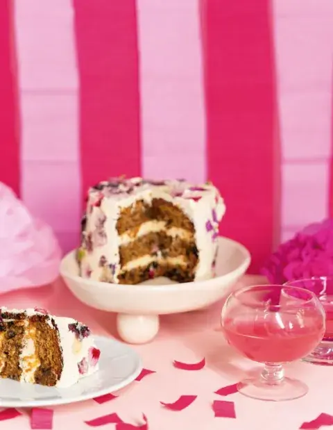 Carrot cake con frosting de queso Carrot cake con frosting de queso