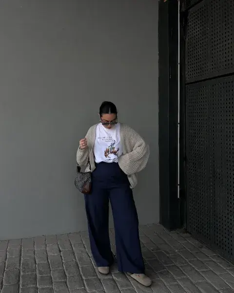 Jeans anchos: wide leg, baggy y slouchy, los cortes que dominan el denim este otoño 2026 Jeans anchos: wide leg, baggy y slouchy, los cortes que dominan el denim este otoño 2026