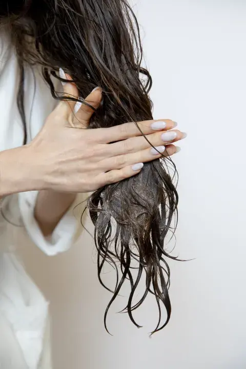 El ritual capilar coreano que promete un pelo más sano desde la raíz El ritual capilar coreano que promete un pelo más sano desde la raíz