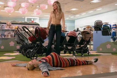 Margo's Got Money Troubles fue presentado como un dramedy.