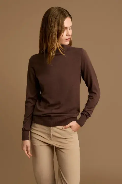 El mocha mousse sigue siendo tendencia esta temporada (PERRAMUS $105.000,00) El mocha mousse sigue siendo tendencia esta temporada (PERRAMUS $105.000,00)