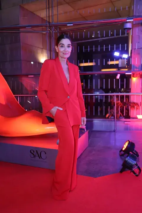 Verónica Varano con look total red Verónica Varano con look total red