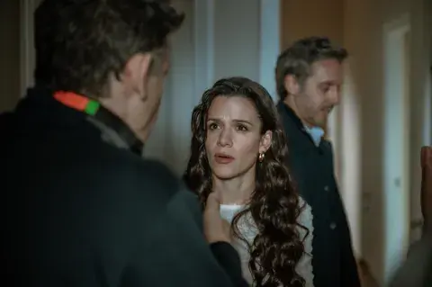 Foto de Violeta Urtizberea en la serie El resto bien.