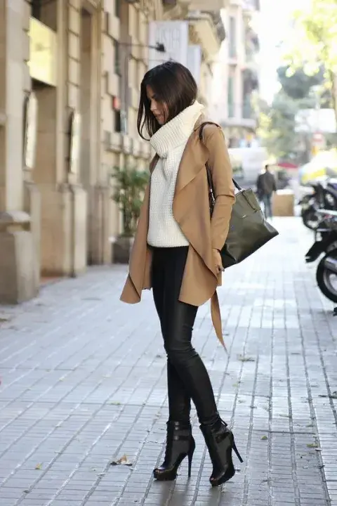 El secreto de un buen look en capas está en el orden.