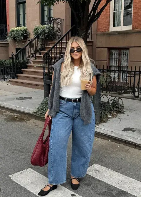 Pantalones tendencia invierno 2026: los 3 modelos que van a reemplazar a los clásicos jeans ajustados Pantalones tendencia invierno 2026: los 3 modelos que van a reemplazar a los clásicos jeans ajustados