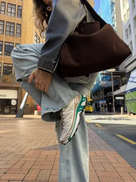 Cancheras, cómodas y muy versátiles: 3 zapatillas tendencia que dominan el invierno 2026 Cancheras, cómodas y muy versátiles: 3 zapatillas tendencia que dominan el invierno 2026