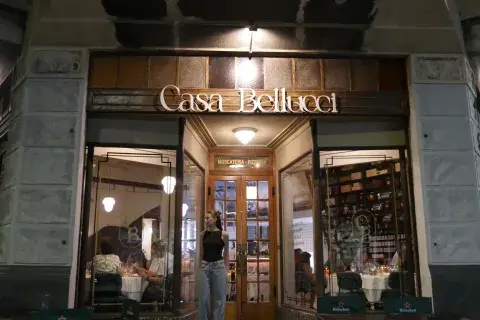 frente de restaurante