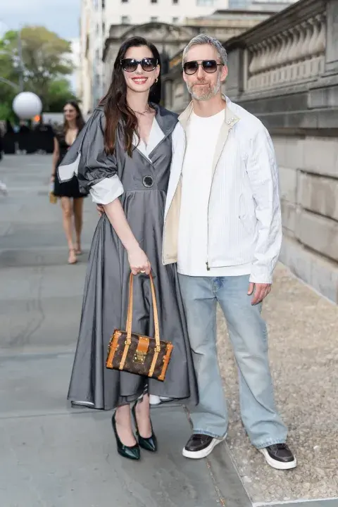 Anne Hathaway Anne Hathaway