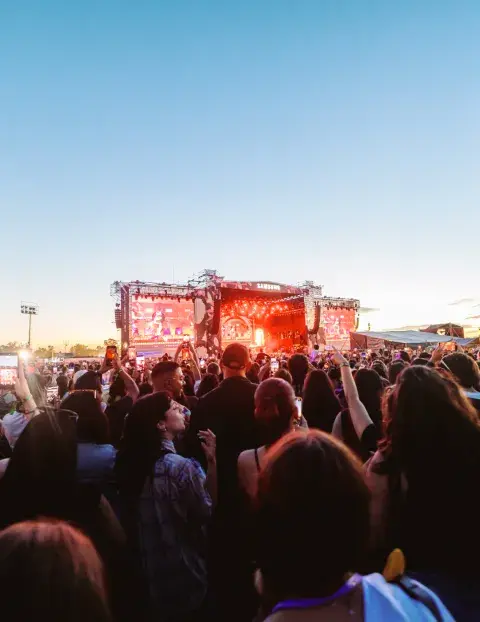 Lolla-2027.png