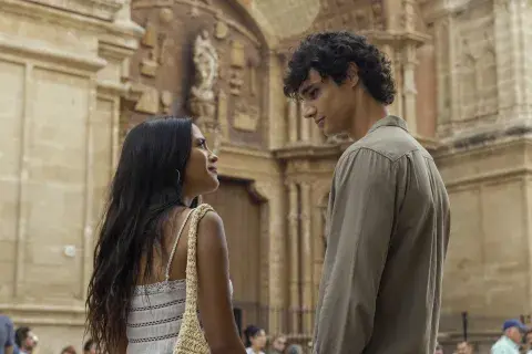 Maia Reficco y Fernando Lindez en The Last Sunrise. Maia Reficco y Fernando Lindez en The Last Sunrise.