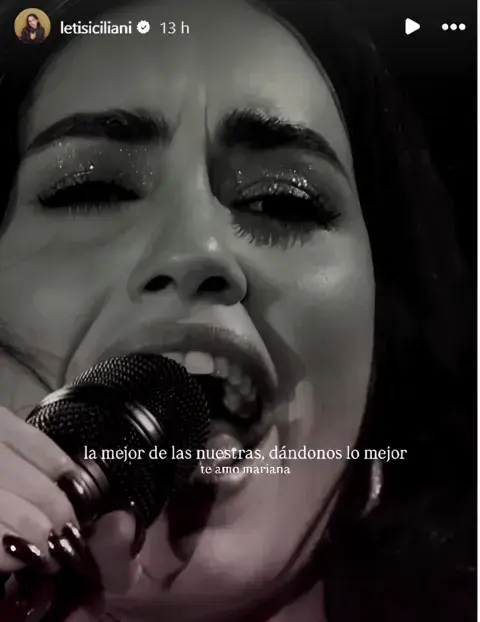 Mensaje-de-Leticia-Siciliani-en-el-show-de-Lali-en-River.png Mensaje-de-Leticia-Siciliani-en-el-show-de-Lali-en-River.png