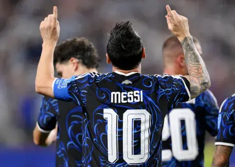 Lionel Messi Lionel Messi