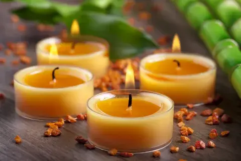 vela-naranja.jpg vela-naranja.jpg