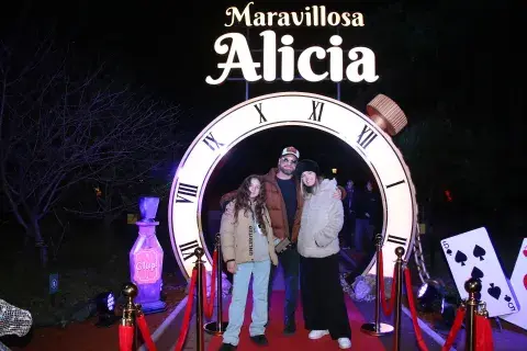 Maravillosa alicia Maravillosa alicia