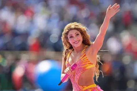 Shakira en el show de la final del Mundial Shakira en el show de la final del Mundial