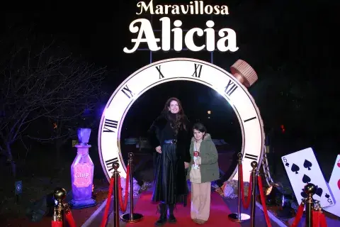 Maravillosa alicia Maravillosa alicia