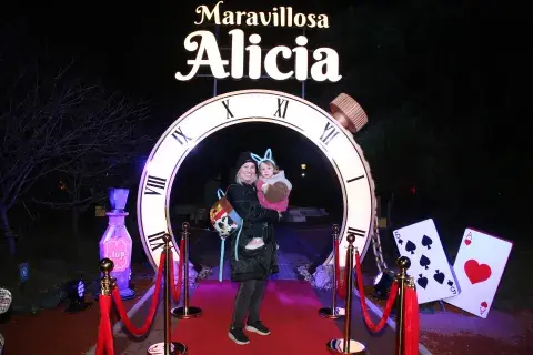 Maravillosa alicia Maravillosa alicia