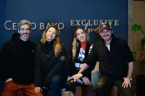 Foto de famosos en la nieve. Foto de famosos en la nieve.