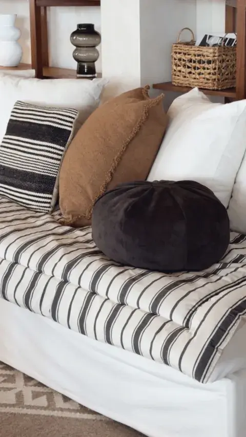 pillows en los sillones pillows en los sillones