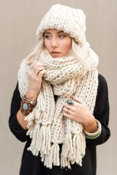 Looks de invierno 2026 con accesorios. Looks de invierno 2026 con accesorios.