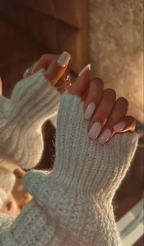 Quiet Nails. Quiet Nails.