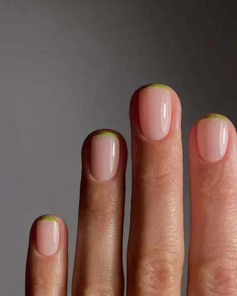 Uñas french Uñas french