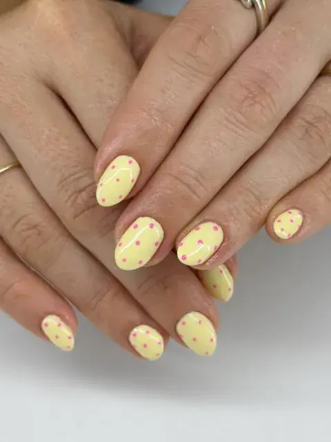 Uñas de primavera Uñas de primavera