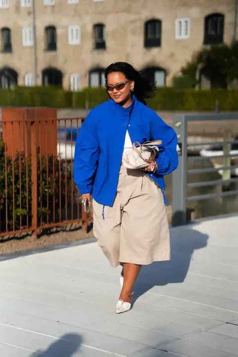 Look con colores azules Look con colores azules