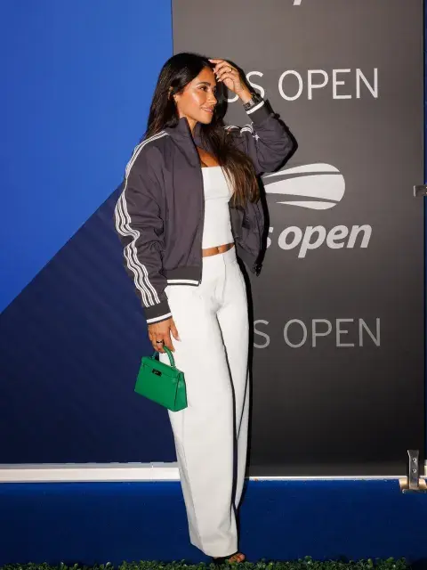 Antonela Roccuzzo posando en el US Open Antonela Roccuzzo posando en el US Open