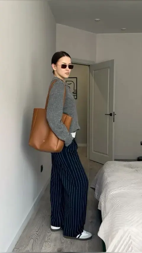 un look de pantalón a rayas estilo invierno un look de pantalón a rayas estilo invierno