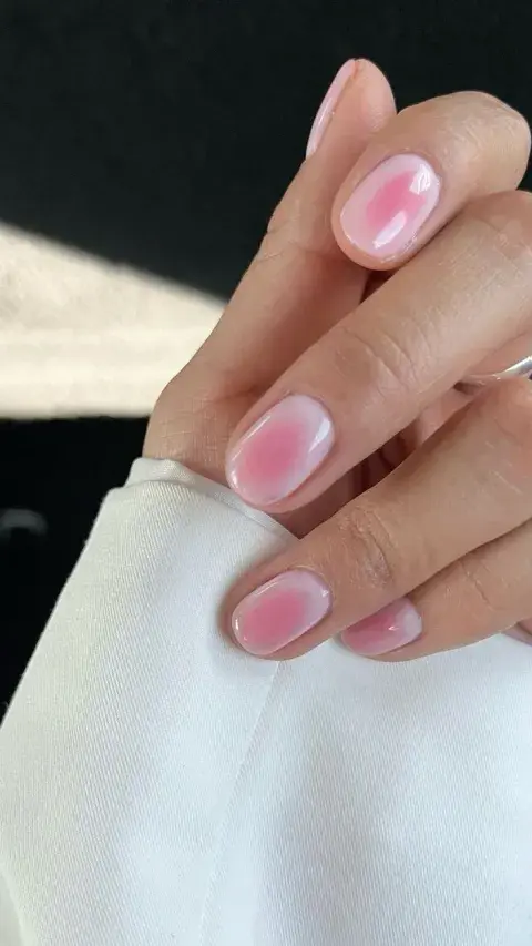 Uñas de pinterest en diseño aura