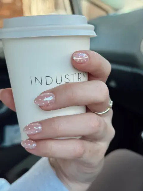 Uñas clásicas reversionadas