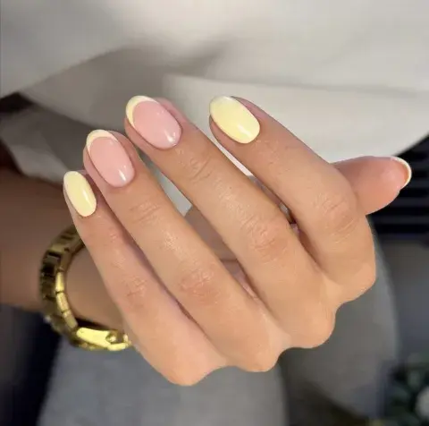 Uñas sunny en color amarillo