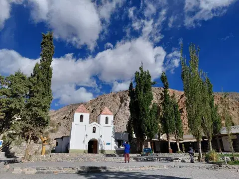 Una parada en el pueblo Alfarcito, camino a San Antonio de los Cobres Una parada en el pueblo Alfarcito, camino a San Antonio de los Cobres