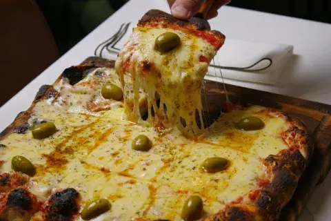 pizza con queso pizza con queso