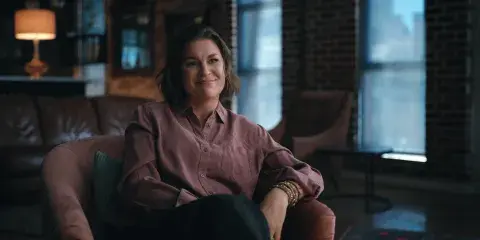 Mia Perry Bowick, la hermana menor del recordado actor Matthew Perry, en el adelanto de la serie documental The One About Matthew Perry. Mia Perry Bowick, la hermana menor del recordado actor Matthew Perry, en el adelanto de la serie documental The One About Matthew Perry.