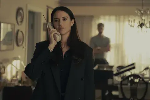 Shailene Woodley en Unabomber. Shailene Woodley en Unabomber.