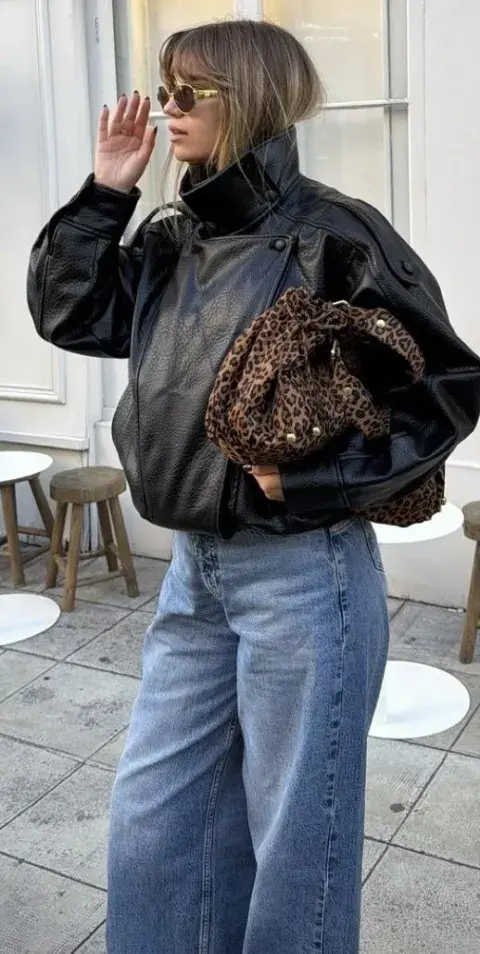 Campera de cuero: el nuevo abrigo de transición Campera de cuero: el nuevo abrigo de transición